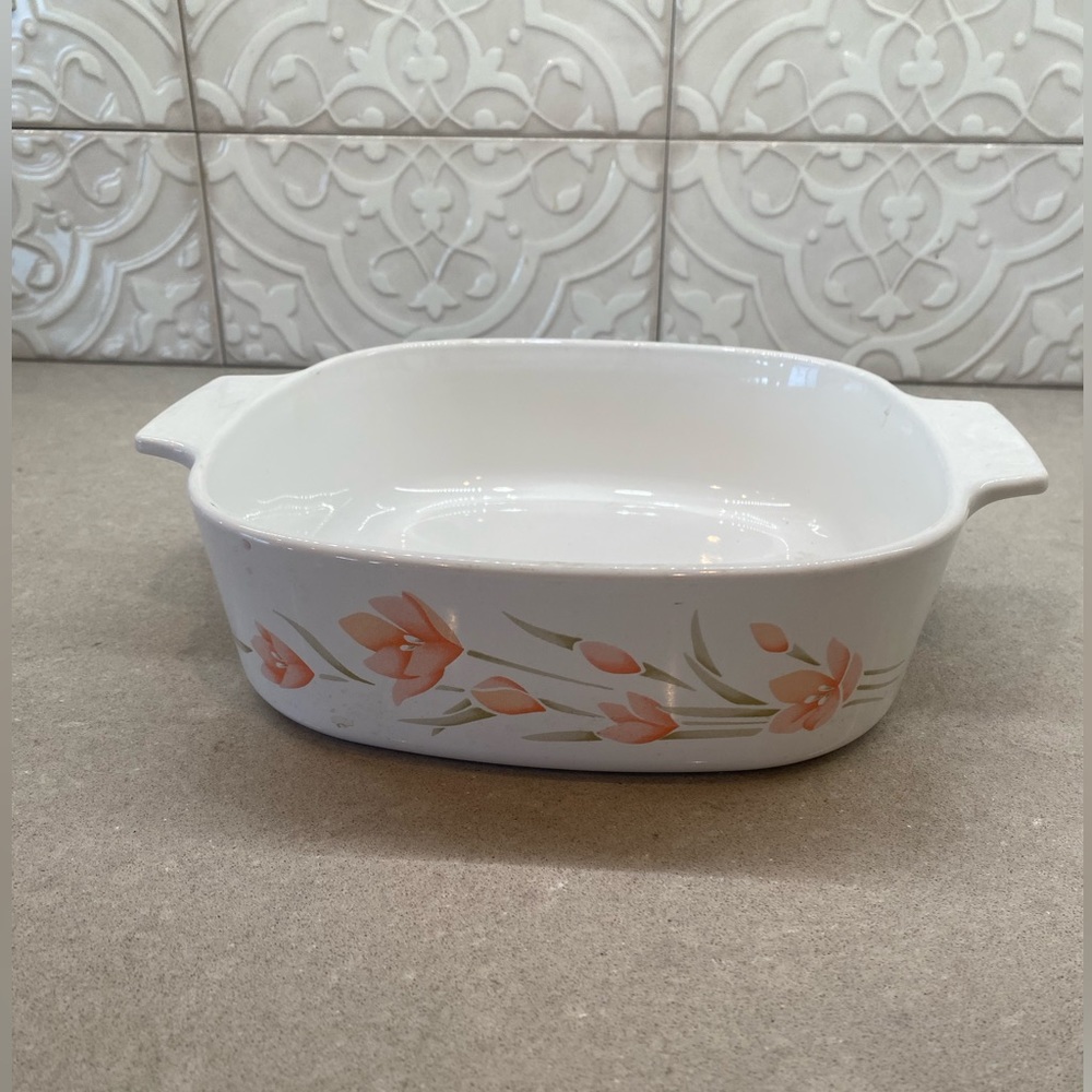 VINTAGE Corning ware square Casserole dish - Peach floral design🌷